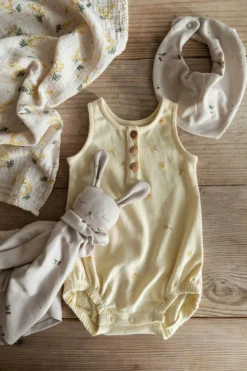 Cherry Kuscheltuch -Hay || Linie Design || Bloomingville Verkäufe garbo friends cherry 3