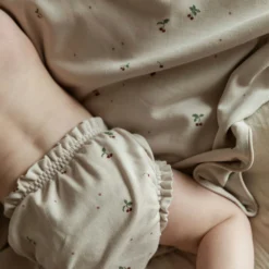 Cherry Decke, 75x75 Cm -Hay || Linie Design || Bloomingville Verkäufe garbo friends cherry blanket 75x75 2