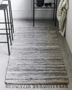 House Doctor Hafi Teppich Grau / Braun, 80x200 Cm -Hay || Linie Design || Bloomingville Verkäufe house doctor hafi teppich grau braun 4 scaled