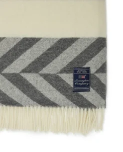 Lexington Herringbone Striped Recycled Wool Decke 130x170 Cm, Grau / Off-white -Hay || Linie Design || Bloomingville Verkäufe lexington herringbone striped rcl wool throw cpr brn 130x170 6