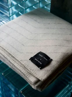 Pinstripe Decke 140x190 Cm, Weiß -Hay || Linie Design || Bloomingville Verkäufe made by hand pinstripe 8