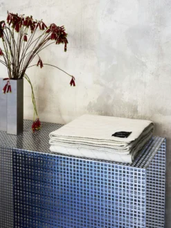 Pinstripe Decke 140x190 Cm, Weiß -Hay || Linie Design || Bloomingville Verkäufe made by hand pinstripe 9