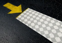 Marre Matte 70x225 Cm, Coral Red/Vanilla/Mustard -Hay || Linie Design || Bloomingville Verkäufe pappelina marre matte 70x150 cm coral red vanilla mustard 2