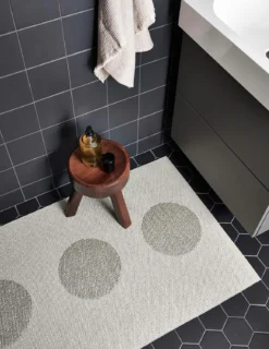 Vera 2.0 Teppich Leinen / Stone Metallic, 70x200 Cm -Hay || Linie Design || Bloomingville Verkäufe pappelina vera 20 linen stone met 70x200cm 7 2