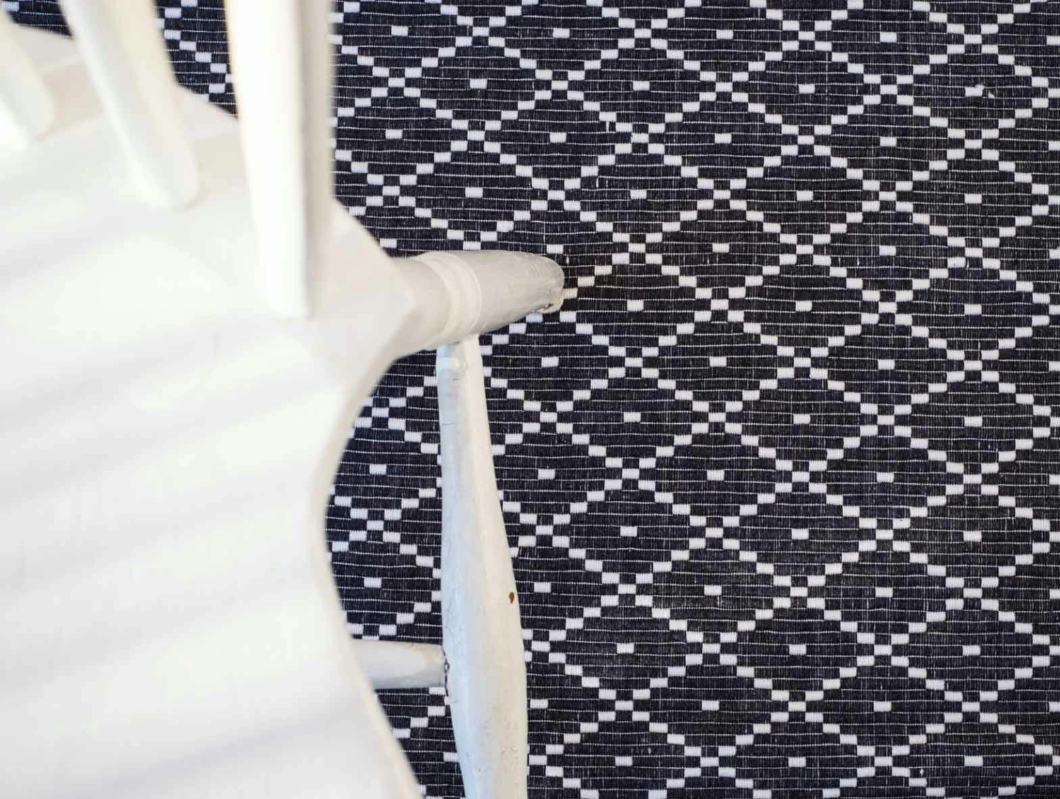 Ella Gerippter Teppich Grau / Weiß, 70x160 Cm 2 Ella Gerippter Teppich Grau / Weiß, 70x160 Cm – Bild 2