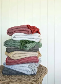 Valter Plaid 130x170 Cm, Beige -Hay || Linie Design || Bloomingville Verkäufe recycled by wille valter plaid 130x170 cm 12 1