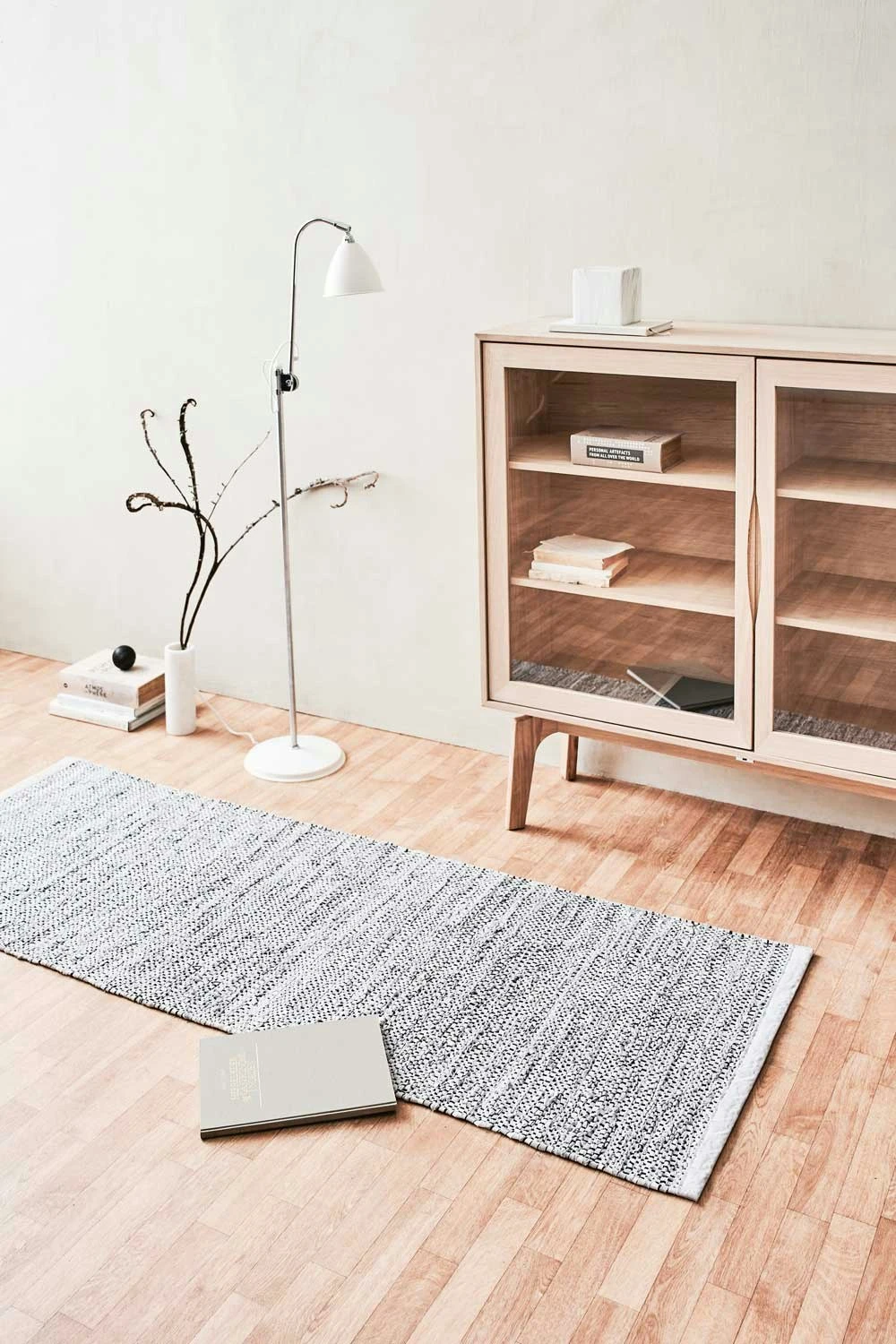 Leather Teppich 140x200, Hellgrau 3 Leather Teppich 140x200, Hellgrau – Bild 3