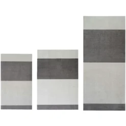 Stripes Teppich Steel Grey / Hellgrau, 67x120 Cm 9 Stripes Teppich Steel Grey / Hellgrau, 67x120 Cm -Hay || Linie Design || Bloomingville Verkäufe tica copenhagen floormat polyamide 120x67cm steelgrey light grey 4
