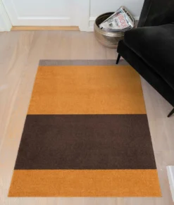 Stripes Teppich Dijon/Braun, 67x120 Cm 9 Stripes Teppich Dijon/Braun, 67x120 Cm -Hay || Linie Design || Bloomingville Verkäufe tica copenhagen polyamide stripes horizontal dijon brown 7